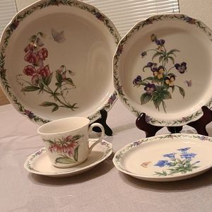Noritake 5pc place setting.
